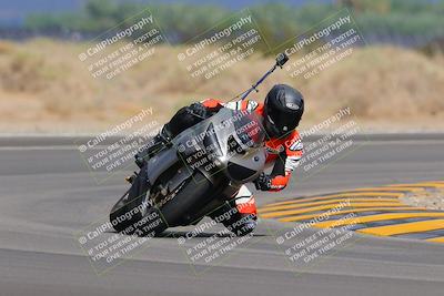 media/Sep-11-2022-SoCal Trackdays (Sun) [[81b7e951af]]/Turn 16 (945am)/